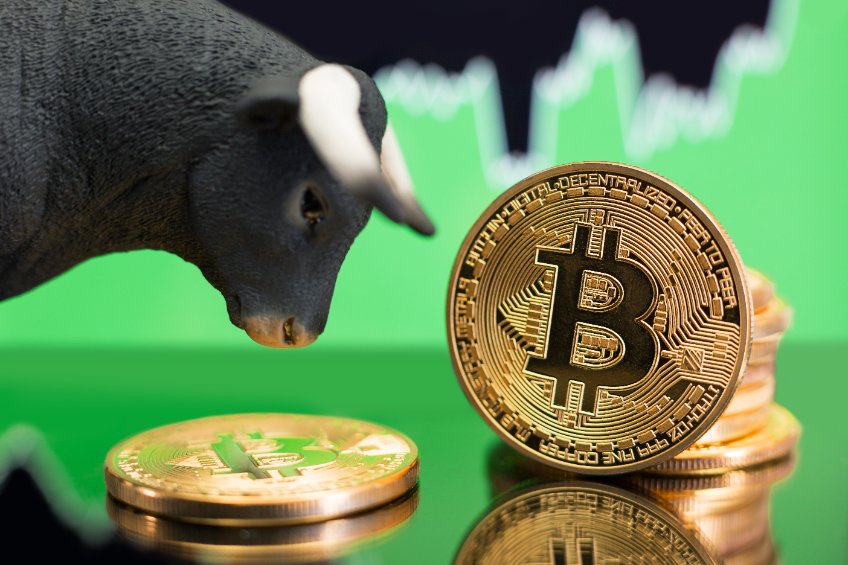 Crypto analyst explains Bitcoin price amid new crypto attacks